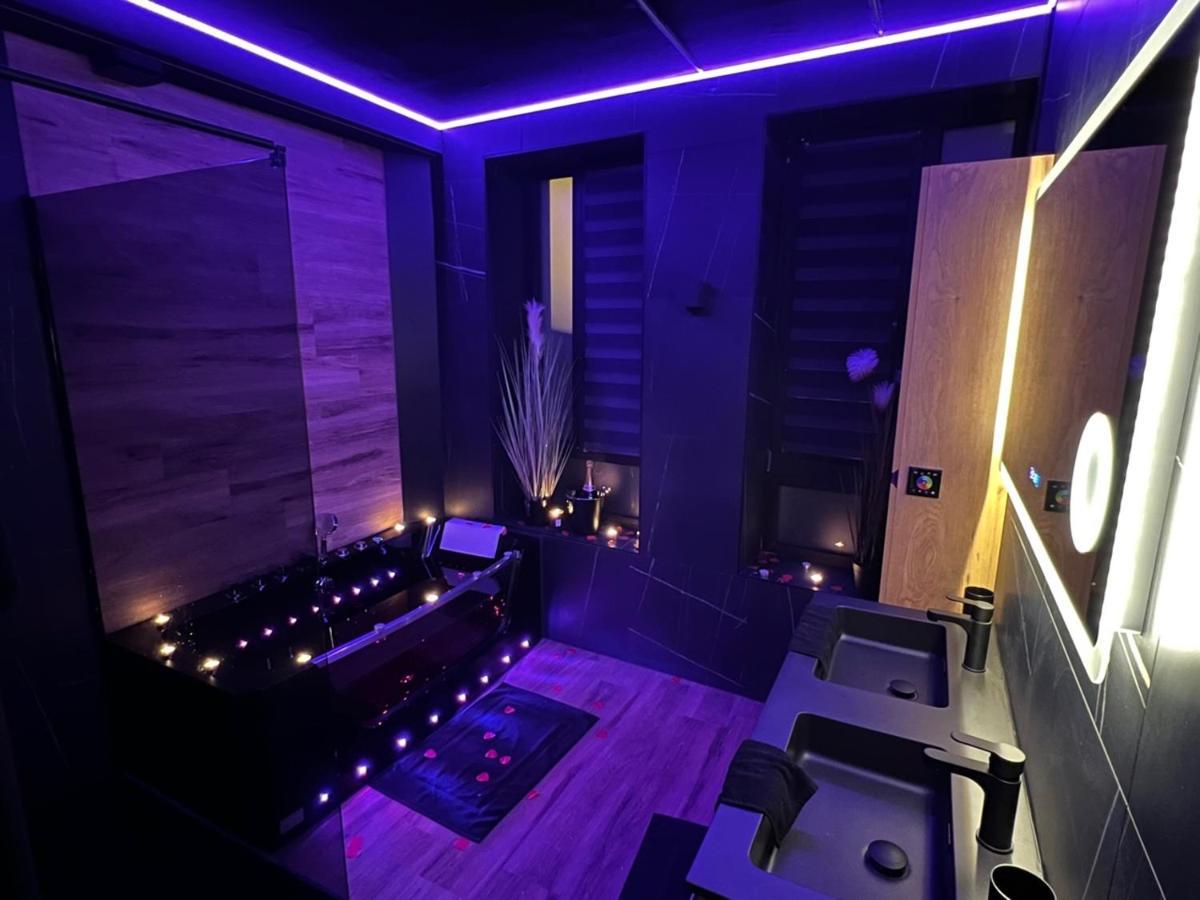 Aux Secrets De Lora, Chambre De Charme Vip Verviers Dış mekan fotoğraf